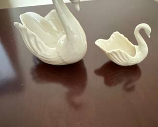 Lenox porcelain Swan