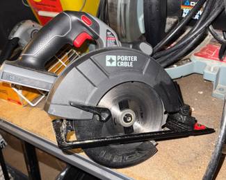 Porter-Cable 20V MAX 6 1/2 in. Cordless Circular Saw
