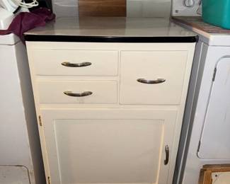 vintage porcelain top Kitchen cabinet