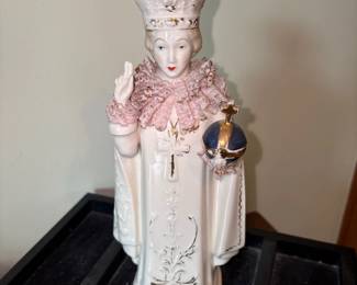 Infant Jesus of Prague statue