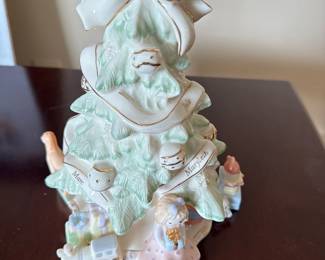 Lenox Vintage "Holiday Traditions" Christmas Tree