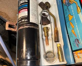 vintage Bernzomatic propane torch kit
