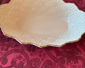 Lenox Jacquard Ivory Scalloped Serving Bowl