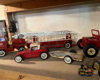 VINTAGE TONKA HOOK AND LADDER