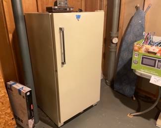 Upright freezer