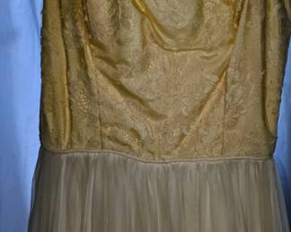 JEN8049 Vintage Special Occasion Lace Top Chiffon Bottom, Size Small $40.00 