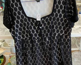 R.Q.T. Womens Size L Black Lace Overlay Top AAA2613 $20.00  - AAA Vintage 9017 Airline HWY New Orleans, LA 70118 Hours 10-4 Monday - Saturday