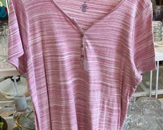 Croft Barrow Pink White Horizontal Striped Ladies Top Size 2X AAA2608 $29.99  AAA Vintage Shop 9017 Airline HWY New Orleans LA 70118 By Appointment 10-4 M-S