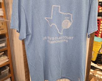 Vintage 2014 US Men's Claycourt Champions Unisex Gray T-Shirt, Large. JEN8027 14.99