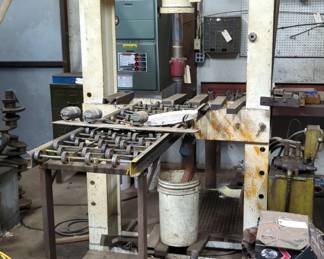 Custom Hydraulic Press, Approx 100 ton