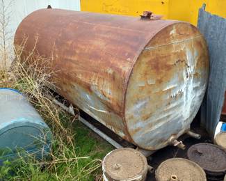 1000gal Tank On Skids