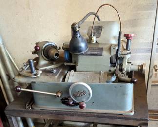 Sioux Valve Grinding Machine, Model 645L, With Rolling Stand
