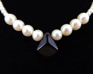 .925 Sterling Silver Genuine Pearl and Onyx Necklace
