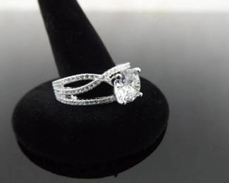 NEW .925 Sterling Silver Zirconia Ring Size 10