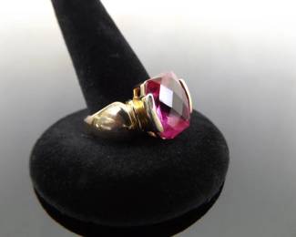 .925 Sterling Silver Pink Sapphire Crystal Vermeil Ring Size 8