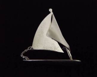 .925 Sterling Silver Sail Boat Brooch