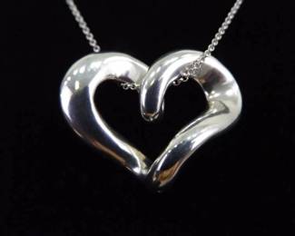 .925 Sterling Silver Heart Pendant Pendant Necklace