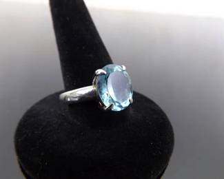 .925 Sterling Silver Oval Faceted Topaz Crystal Ring Size 6.5
