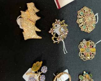 Pennants And Brooches