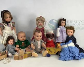 Vintage Dolls Collection