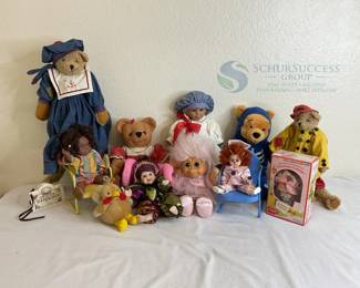 Teddy Tompkins & Other Teddy Bears/Doll Collection