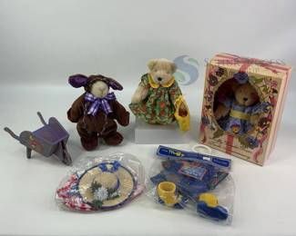 Muffy VanderBear 10th Anniversary Collection with Accessories