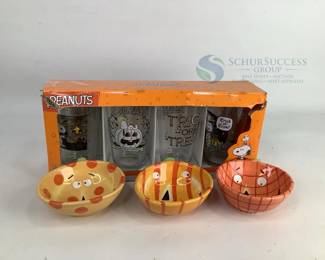 Halloween Bowls & Peanuts Pint Glass Set