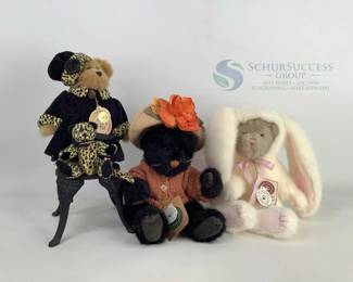 Boyds Bears Collectible Set