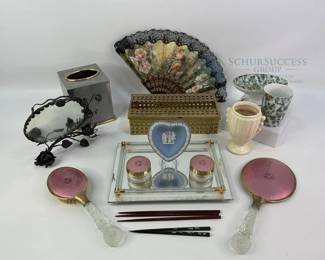 Wedgwood & Other Vintage Vanity Items