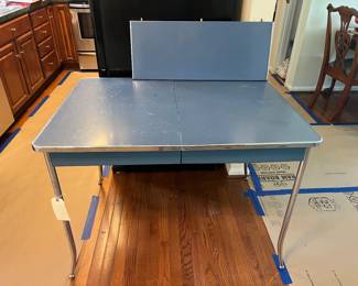 Vintage Metal Blue Kitchen Table w/1 Leaf,