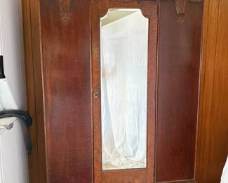 Armoire with mirrored door