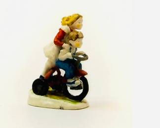 Goebel miniature summer days 631P 82