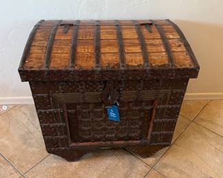 Rustic trunk