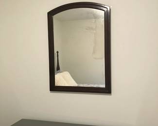 Wall mirror
