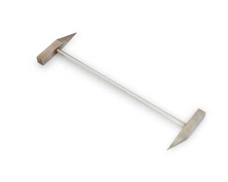 151
Rebecca Horn
1944-2024
"The Double (Der Doppelgänger)" for Parkett no. 13, 1987
Silver-plated brass in cardboard box
Edition: 58/99
Box signed and numbered in ink: Rebecca Horn; embossed to box: DER DOPPELGÄNGER / [title in Cyrillic]
Hammer: 10" H x 3.5" W x 0.5" D; Box: 10.375" H x 3.625" W x 0.75" D
Estimate: $500 - $700