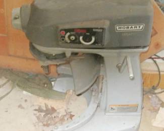 HOBART 20Q MIXER