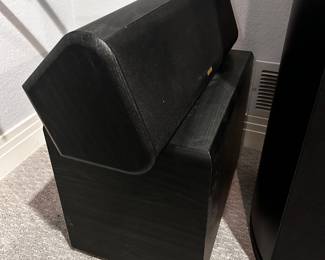 Jamo Speakers
