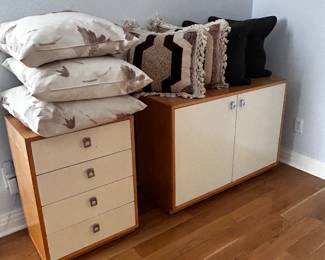 Cabintes by Founders. Pillows
