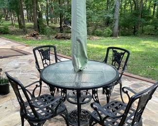 Quality Scrolled Iron Patio Set