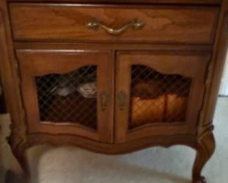 Broyhill Premier Nightstand (1 of 2)