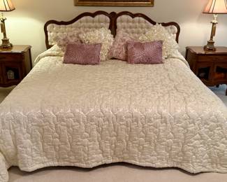 Broyhill Premier King Size Quilted Headboard and Mattress Set