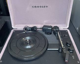 Crosley vintage turntable in carry case