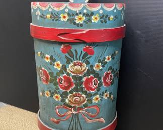 Painted umbrella stand vtg