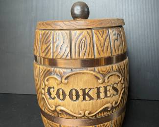 Vintage ceramic cookie jar