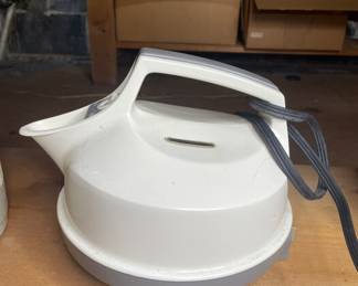 Black & Decker electric water kettle