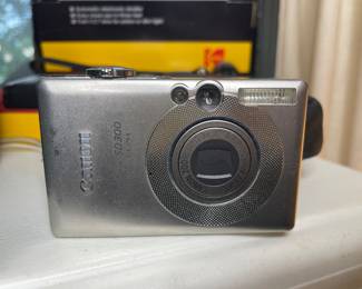 Canon Power Shot SD 300 camera