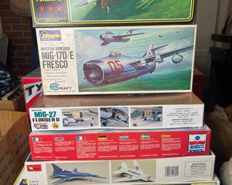 Vintage model sets
