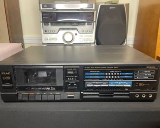 TEAC R-425 Stereo cassette deck