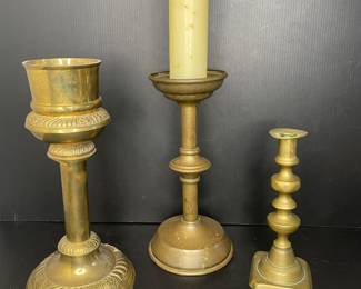 Brass candlesticks vtg
