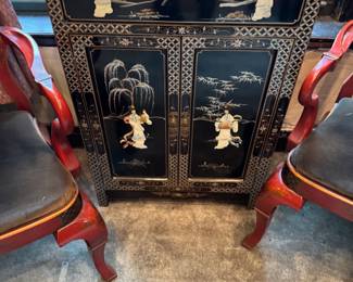 Black lacquered royal ladies sideboard and or liquor cabinet